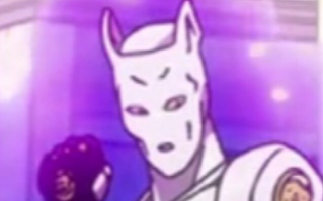 Count how many times the office worker shouted "killer queen"