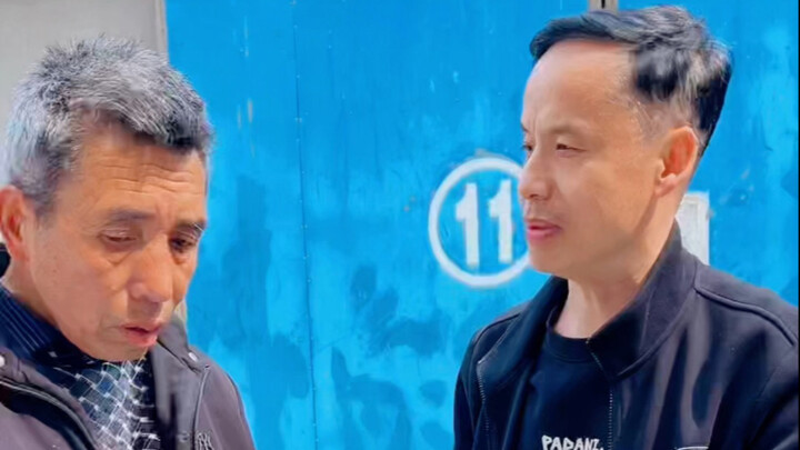 Thử thách mua chè cắt Tân Cương, bạn còn muốn xem tôi thử thách gì nữa không?