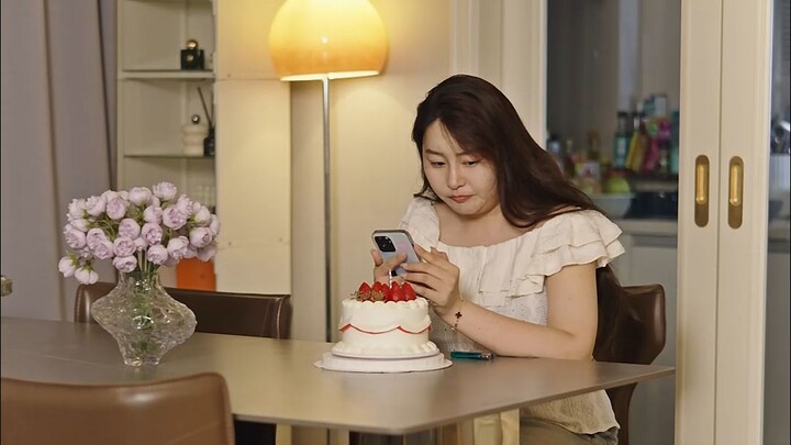 Because I wanted to receive flowers, I first became the one who gives them.