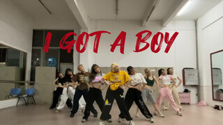 Girls' Generation - غلاف رقص كامل لأغنية "I Got a Boy" // تعود الأغنية الأصلية المجمعة إلى المجموعة 
