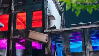 ขอทานใช้เข็มสามเล่มช่วยชีวิตประธานสาวที่ประสบอุบัต(720P_H