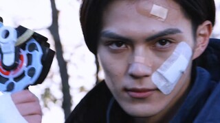 Bộ sưu tập nổi bật của Kamen Rider Polar Fox (Ma Push) Magnum Thruster