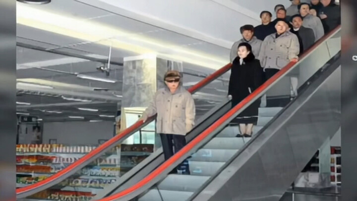 Setelah dua matahari jatuh, lift yang dulu pernah kutumpangi pun menjadi suci.