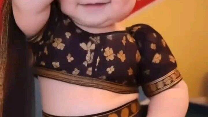 little baby very nice dance