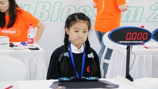 恭喜李李可打破二阶魔方女子平均世界纪录