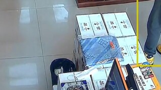 Memantau ilustrasi perilaku yang keterlaluan