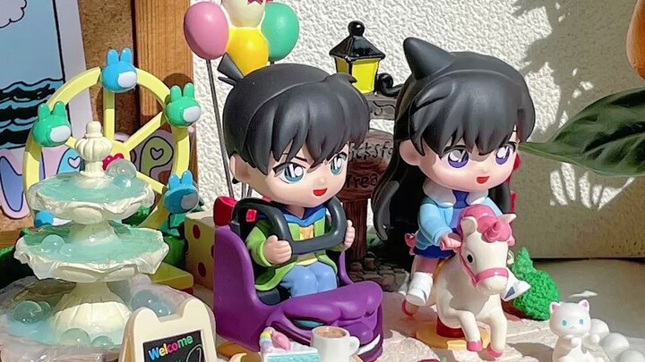 There is an Easter egg at the end of Shinichi and Xiaolan's cream glue ornaments