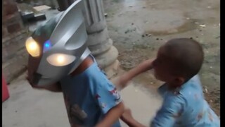 救! 他 需 要 光 !