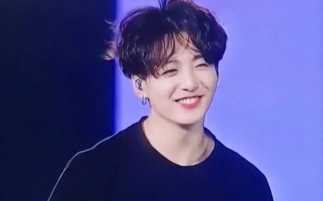 A Collection of 70 Heartwarming Smiles from Jeongguk – “You know who I’m smiling for, right?”