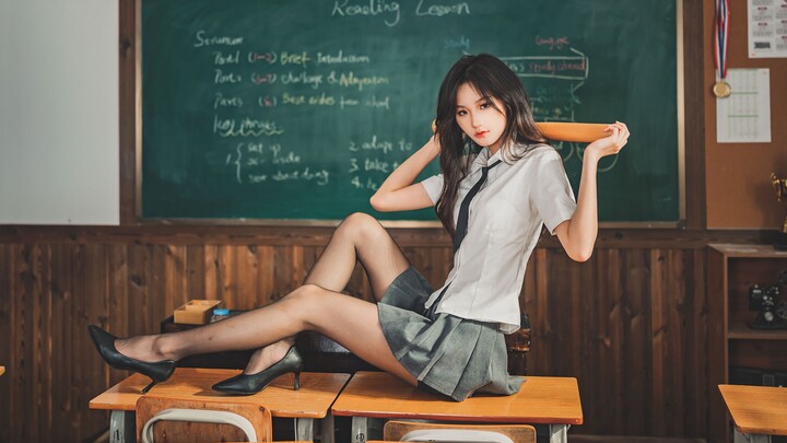 Nhiếp ảnh thanh xuân học đường của cô em gái tiểu học?