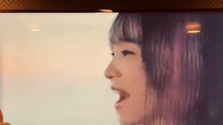 Ketika saya menyanyikan lagu tema "Flame" dari film Kimetsu no Yaiba di KTV