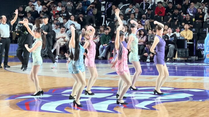 4K Cô gái mến sư tử, sườn xám phiên bản giới hạn ai cũng đẹp mê ly – Đại vũ trường Lainier, đội cổ v