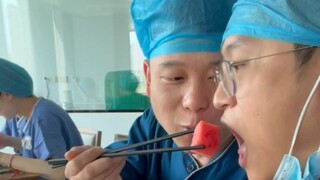 The unique skills in the operating room are amazing~
