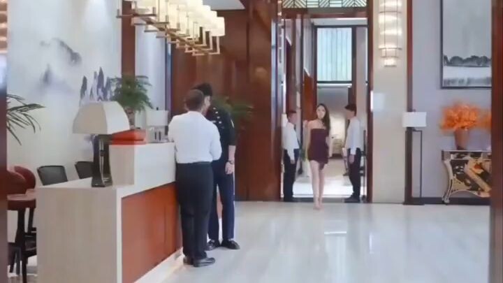 คนจรจัด ที่ถูกซีอีโอสาวสวยช่วยไว้