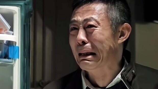 "A mouthful of noodles and a bite of garlic, it doesn't cost a penny, Zhao Dehan"