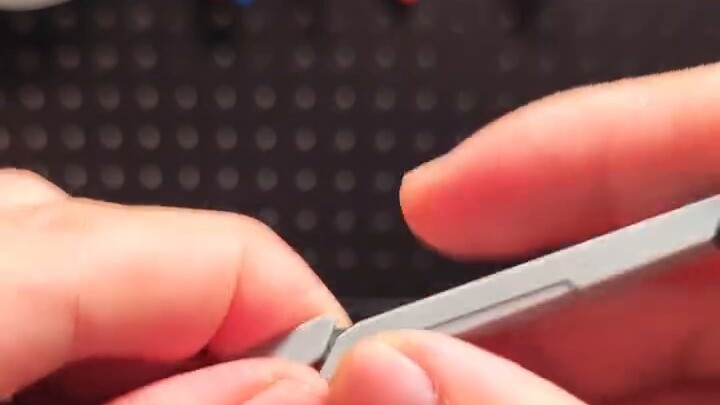 The new product of Jimoshe is not yet launched, the color is free, the black and gray color combinat