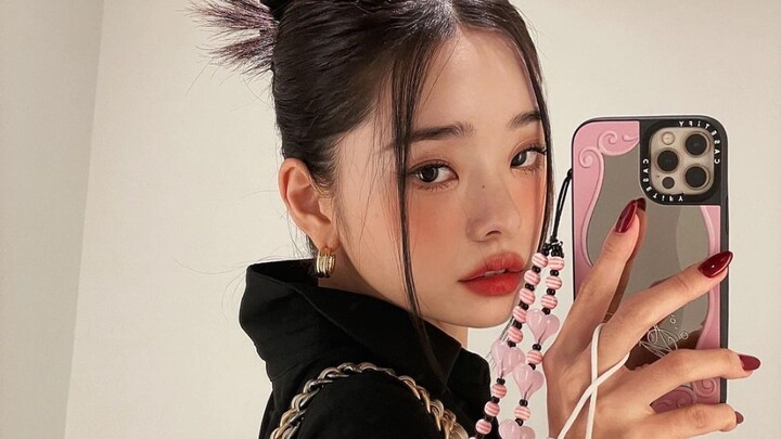 Let’s all learn the core principles behind Song Ji-ah’s flawless beauty!