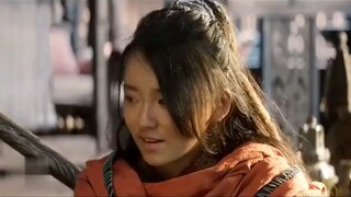 Ayolah, cewek yang bertarung sambil membawa pedang berat itu keren banget kan?