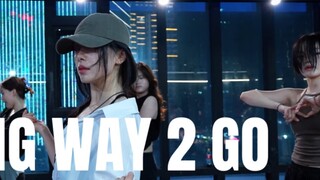 I don't understand what you are planning. Can our relationship last until that day? "Long Way 2 Go" 