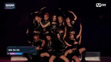 Kep1er performs "WaDaDa" at MAMA 2022 - Day 1