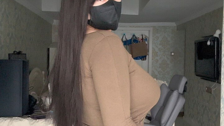 What should big-breasted girls wear to show off their figure? !