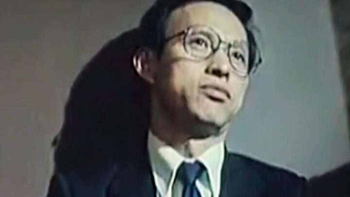 “你不是人类，你不需要思想和个性。那时候的台词是真有深度！”