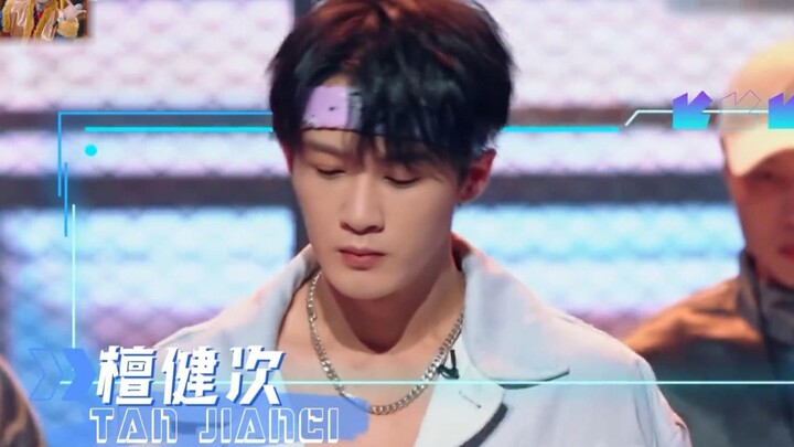 Who is it that draws a chorus of gasps whenever they start dancing?