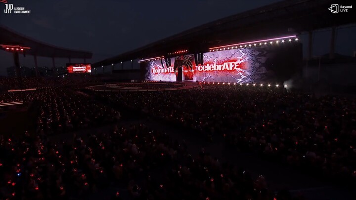 Stray Kids - Dominate:Celebrate