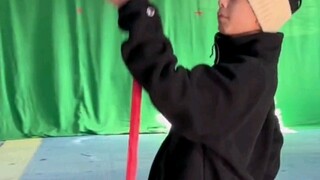 小孩哥这个年纪正是相信自己会武功的时候！难怪打戏这么帅！林子烨|雪重子