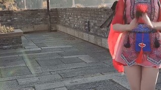 Pada hari ini, bukankah seharusnya aku mengirimkan bulan yang terang kepadamu?