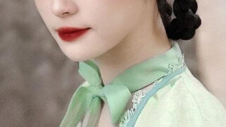 Oh my god...Sun Li herself is not as close to her face as she is hahaha!