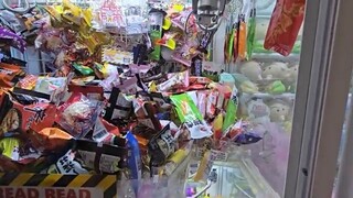 y2mate.com - Wow So MINI foods in the claw machine_360P