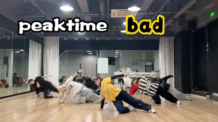 腹肌还没练好的peaktime-bad翻跳练习室