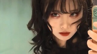 [Thử trang điểm Lachesis] Đúng là một con chó săn không vâng lời...