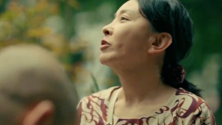 Hàng xóm liên tục đổi kim chi lấy cá to thịt béo, chị gái không chịu nổi nên chủ động thay em trai đ