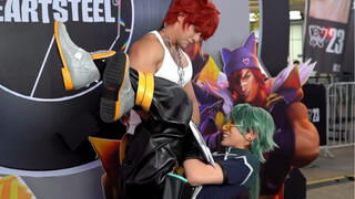 Heartsteel Boy Group | Sett lifts EZ with one hand like a dumbbell! You want to ship them, right? Sh