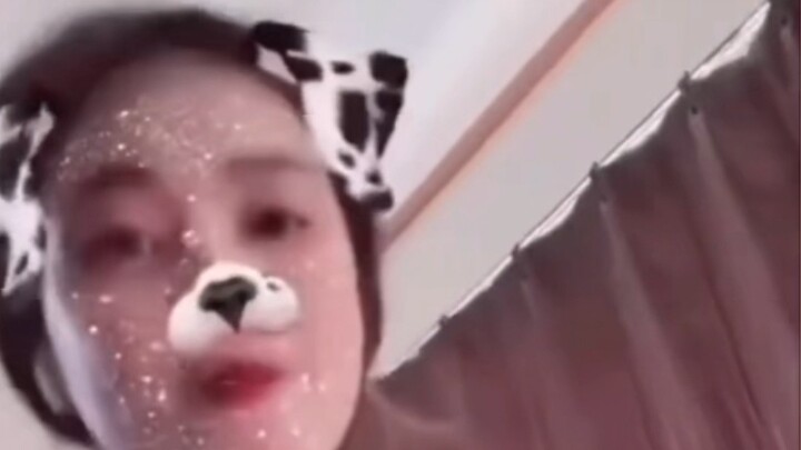 “Saya juga ingin menjalani kehidupan yang berani seperti ini.”