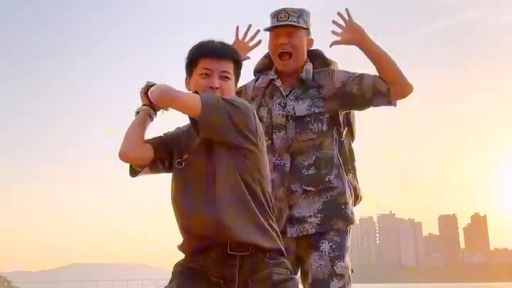 Talent show by spicy female soldiers and spicy male soldiers!