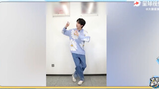 【赵让】让人目瞪口呆的随机舞蹈 超完美的女团舞cover 海绵宝宝主题曲freestyle卡点太爽了 土味舞蹈说来就来 看到就是赚到