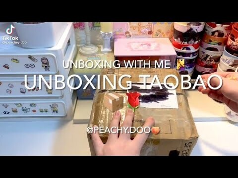 [ Tik Tok Việt Nam ] Unboxing bưu phẩm bình nước trái dâu 🍇
