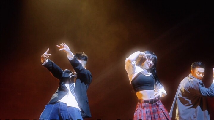 Performing at the World Dance Contest on behalf of Bilibili [ LINK CLICK ]!!!