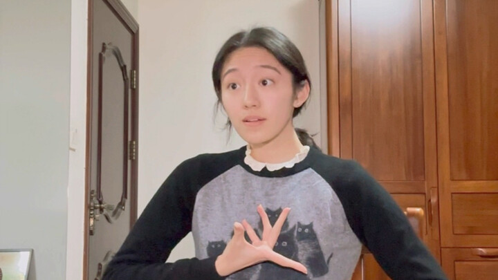 Tarian India menggambarkan cinta gadis remaja pada Kresna