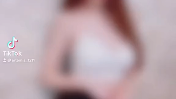 抖音（国际版）美女热舞合集是2