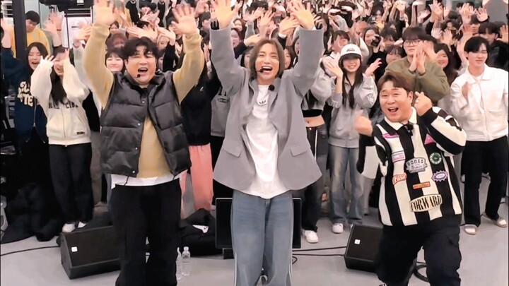 【SUPER JUNIOR】Semua orang akan berada dalam suasana hati yang baik bersama! 👍