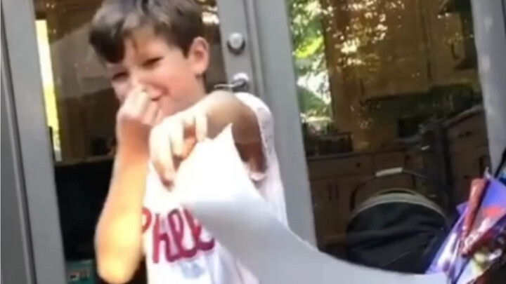 当我第一次在美国寄宿家庭吃螺蛳粉，两个哥哥的反应好好笑(ˊᵒ̴̶̷̤ꇴᵒ̴̶̷̤ˋ)꒰