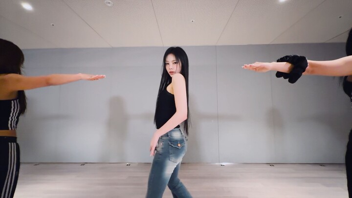 【Hearts2Hearts】Hearts2Hearts IAN «UP (Solo KARINA)» (Lagu Asli oleh aespa)