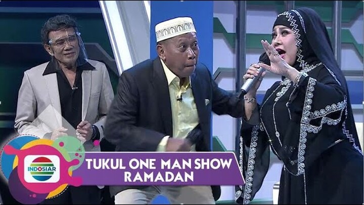 Wuasyik!!! Mas Tukul Dan Elvy Sukaesih Saling Balas "Pantun Cinta" Eh Terciduk Pak Haji!!