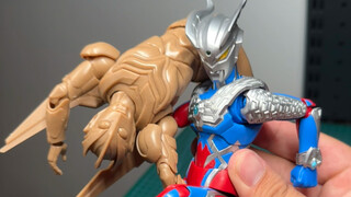 Ultraman thích ném tượng của mình xung quanh, thích chơi Tượng đá huyền thoại Broco Noah