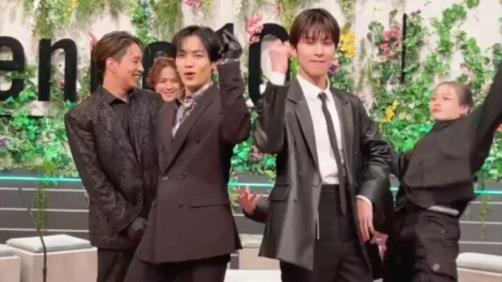 【Random Clip】What's this little dancing figure from QQ Dancer?💃