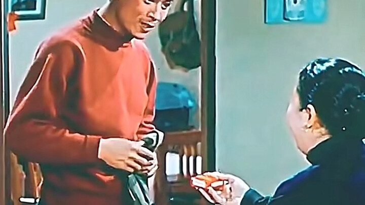 Câu cuối chẳng có gì sai, tôi không hút thuốc, không uống rượu mà hình như cũng chẳng giàu có gì [ng